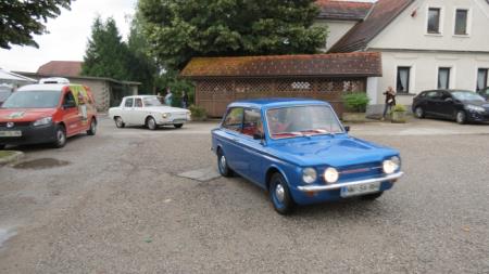 KNOBLEHARJEVO 2018 - Prihod starodobnih mopedov in oldtimerjev 2